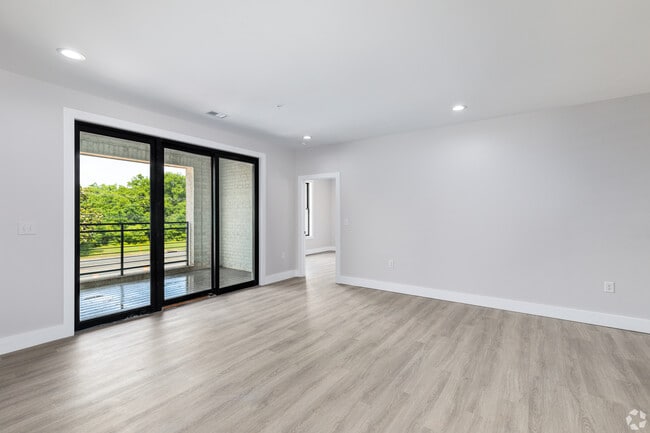 Building Photo - Town Center Apartments