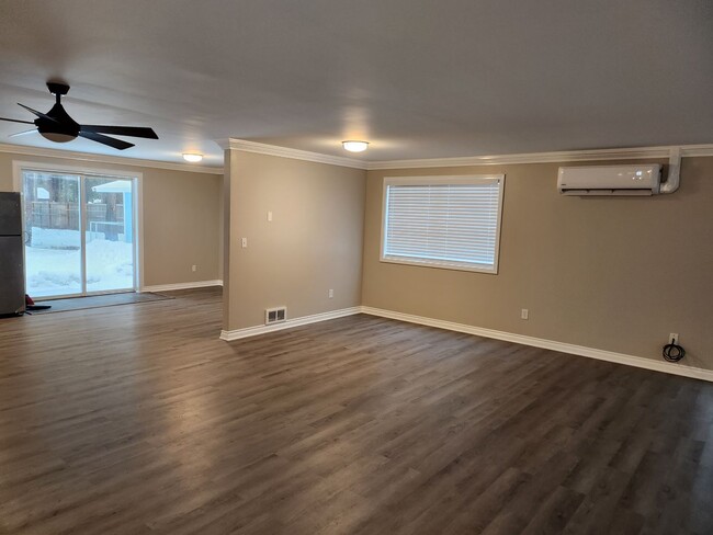 Building Photo - 17040 Azusa Road, Bend OR 97707