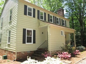Building Photo - 1707 Choate Pl