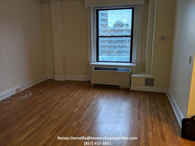 Foto del edificio - bedroom in Boston MA 02108