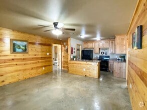 Building Photo - 1517 County Rd 706