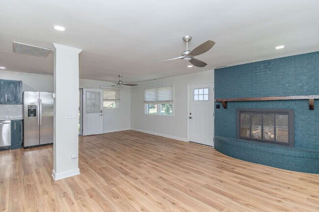 Foto del edificio - ADORABLE 3 BR | 1 BA Home in Dudley | Fully Renovated and Move-In Ready!