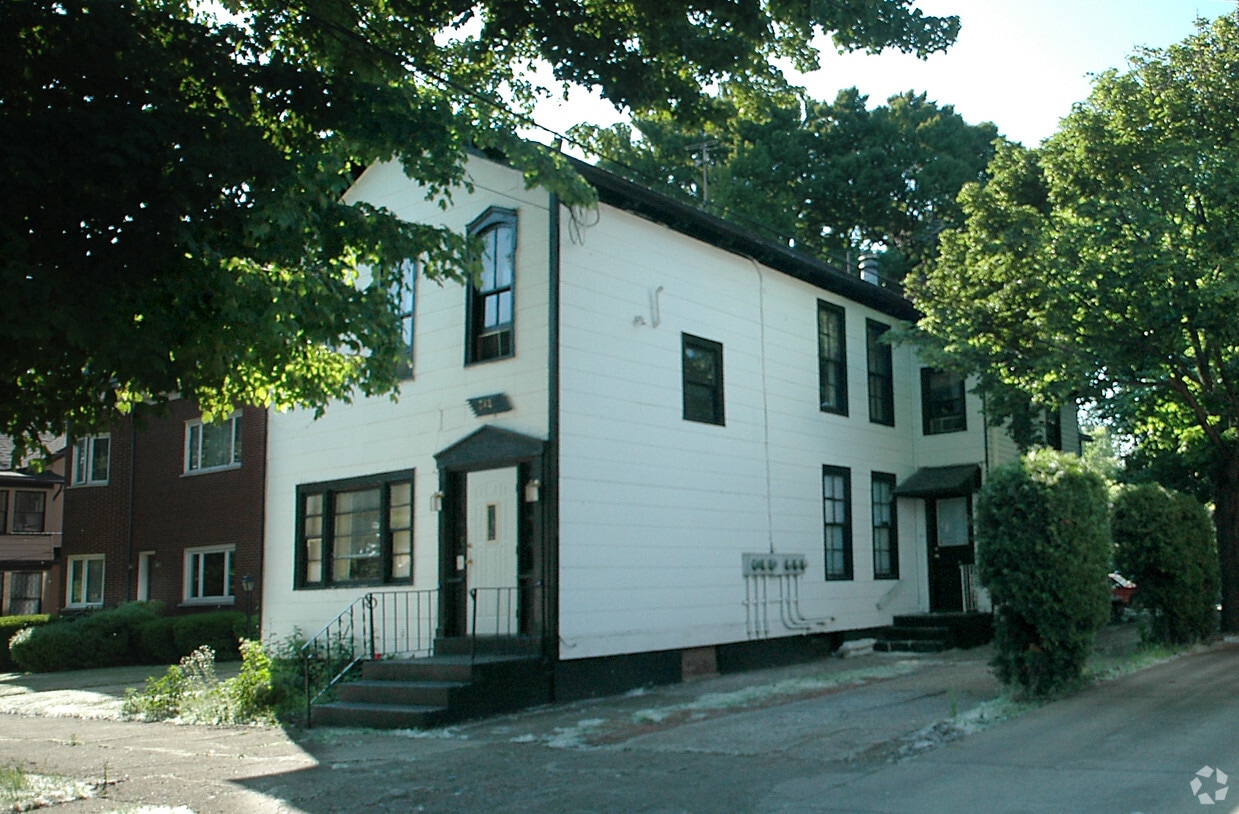 342 W 10th St, Erie, PA 16502 342 W 10th St Erie, PA Apartments for