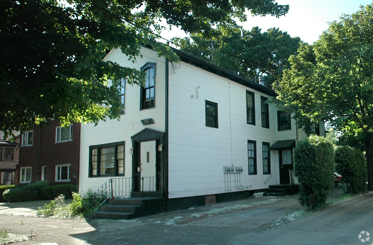 342 W 10th St, Erie, PA 16502 342 W 10th St Erie, PA Apartments for