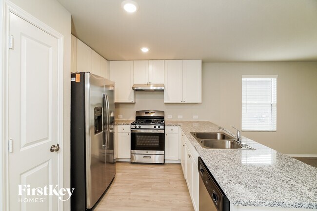 Building Photo - 10727 Giacconi Dr