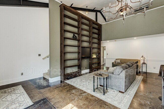 Foto del edificio - 1190 N Galloway Rd