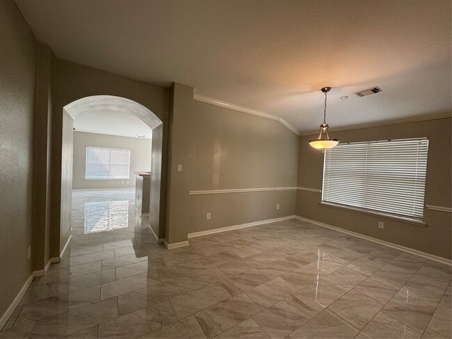 Foto del edificio - 2730 Coyote Trail Dr