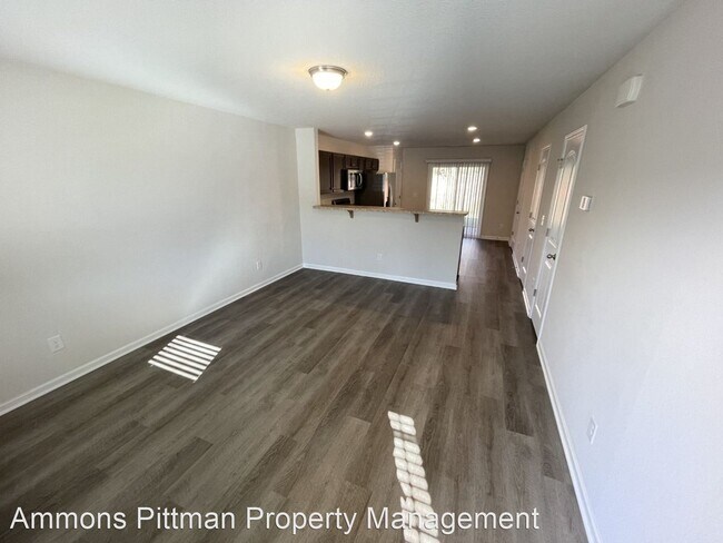 Building Photo - 2 br, 2.5 bath House - 2044 Wiggins Village