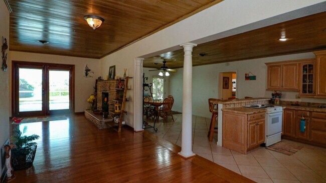 Foto del edificio - 1480 Homestead Dr