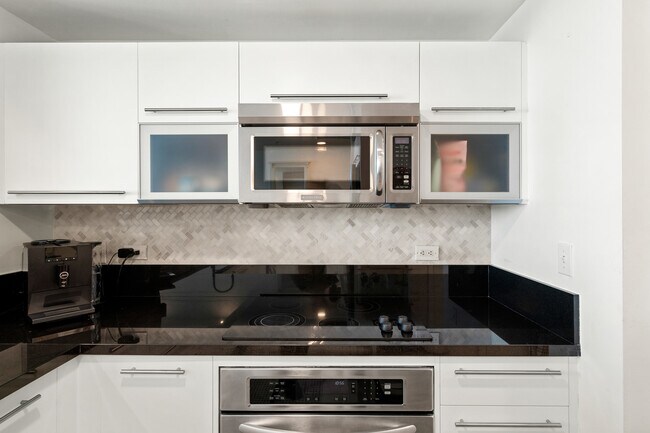 Foto del edificio - 244 Biscayne Blvd