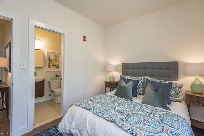 Building Photo - 3 br, 2 bath  - 3835-37 HAMILTON ST Unit 4