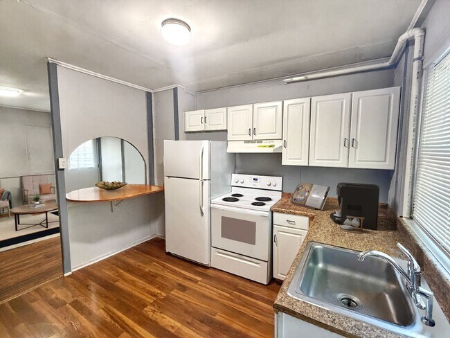 Foto del edificio - Central Ames Single-Family Home-Available August 1st