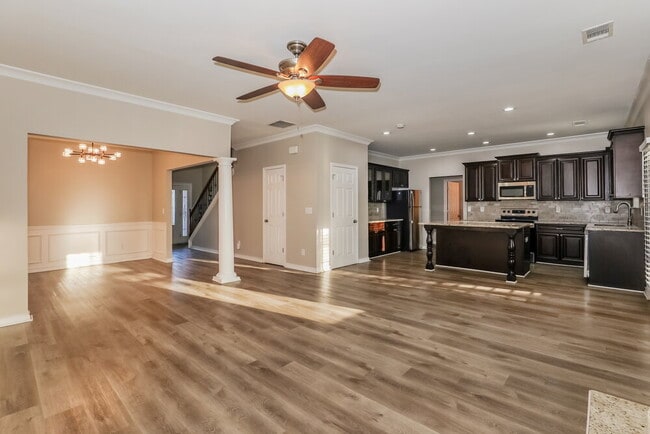 Building Photo - 4280 Savannah Dr