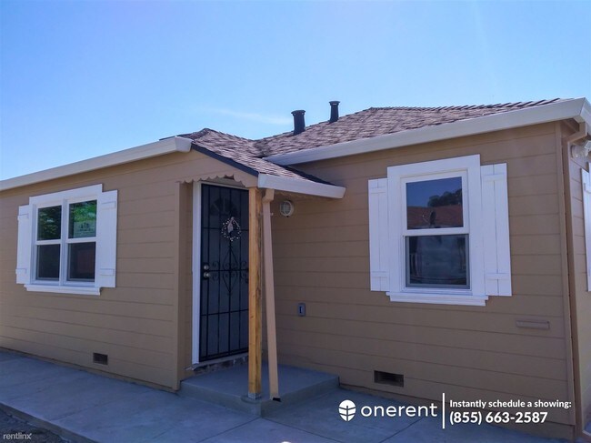 Building Photo - 2 br, 1 bath Duplex - 2696 Parker Ave