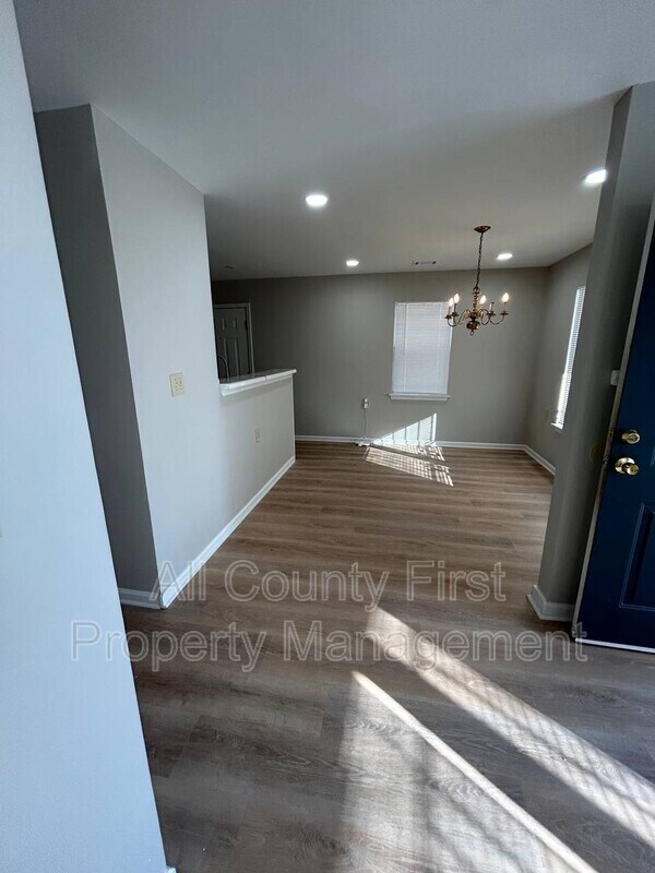 Foto del edificio - 69 Meldon Ave SE