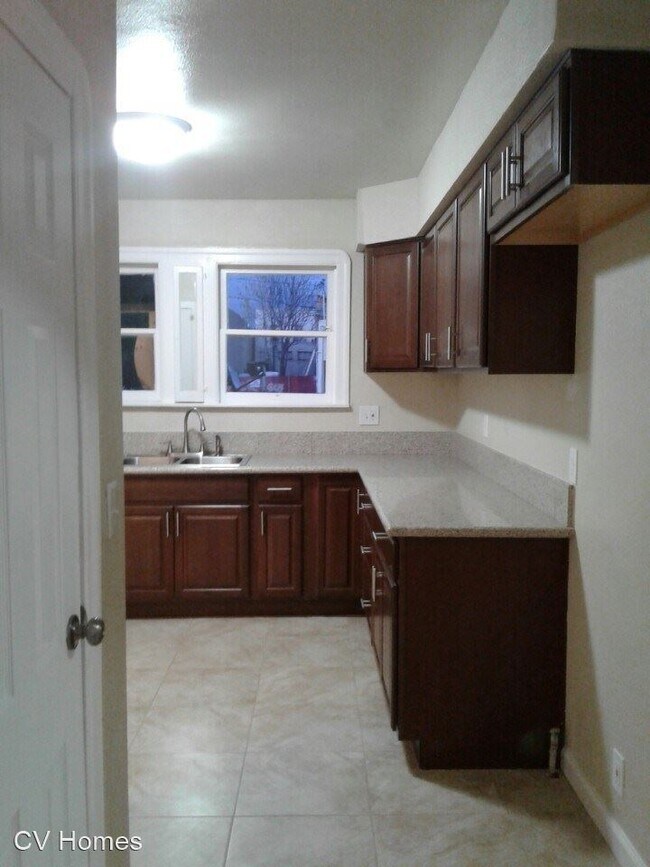 Foto del edificio - 2 br, 2 bath House - 537 Yolo St.