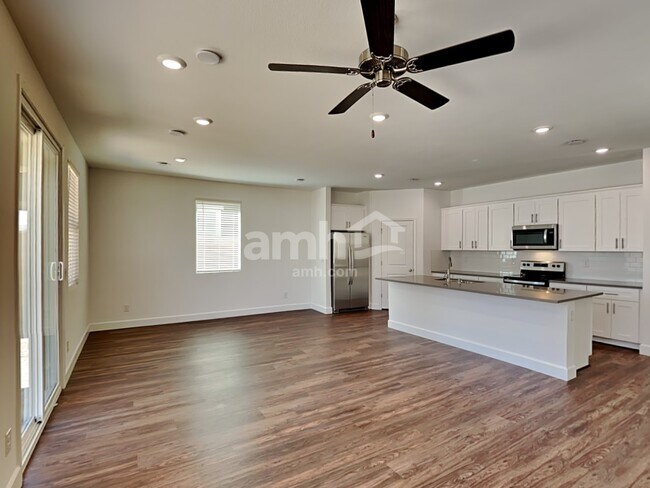 Foto del edificio - 9132 Liberty Cap Ct