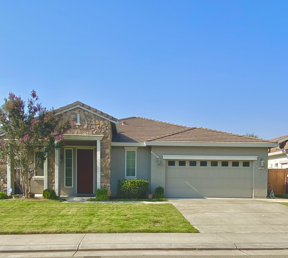 Primary Photo - 1407 Rossmere Ln