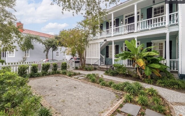 Foto del edificio - 138 Coming St