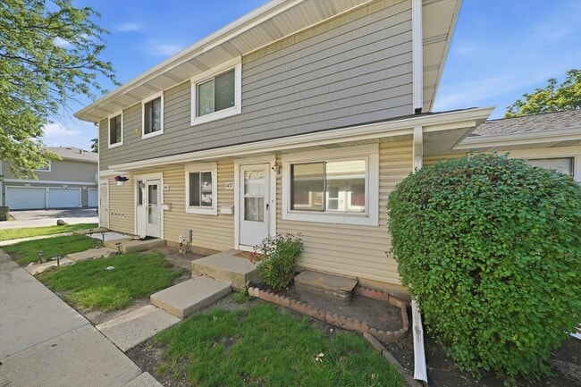 Building Photo - 1437 Sutter Dr