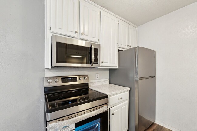 Building Photo - Charming 2BR Condo in Waco