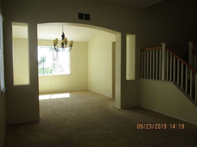 Building Photo - 31419 Orchard Ln