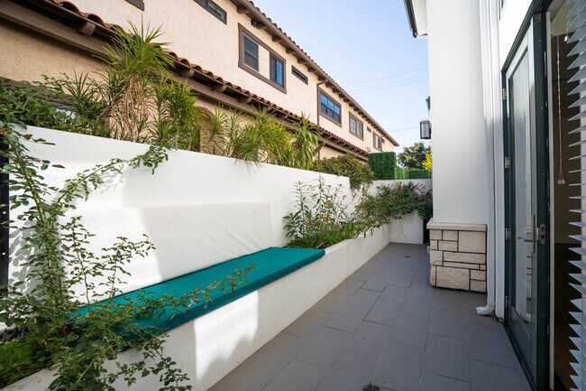 Foto del edificio - 612 Lincoln Blvd