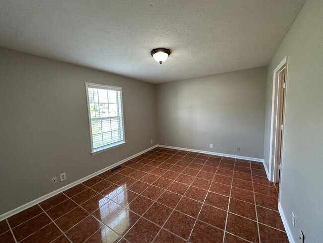 Foto del edificio - Charming 3 Bed 2 Bath Home in Antioch