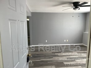 Building Photo - 733 E Laporte Dr