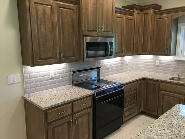 Kitchen area - 2612 Tucker Station Rd