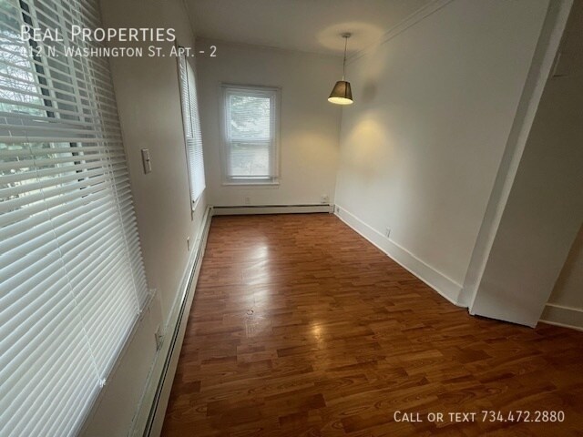 Foto del edificio - 412 N Washington St