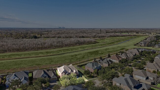 Foto del edificio - 8702 Stowe Creek Ln