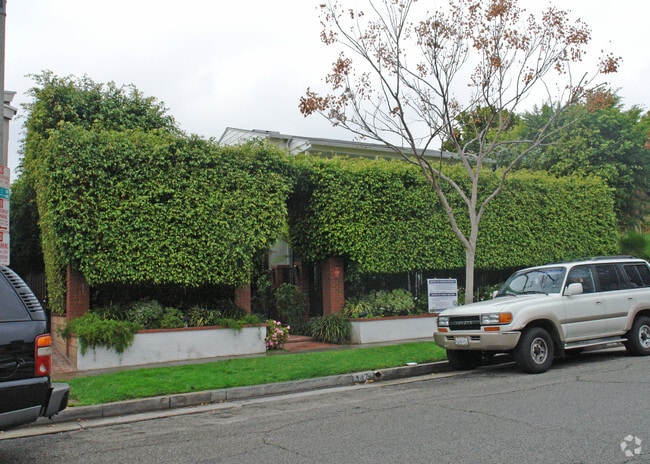 Foto del edificio - Camden Drive