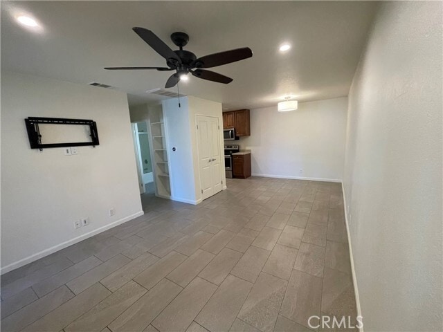 Building Photo - 2812 N Auburn Ct
