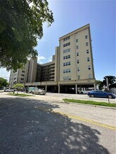 Building Photo - 1811 Jefferson St