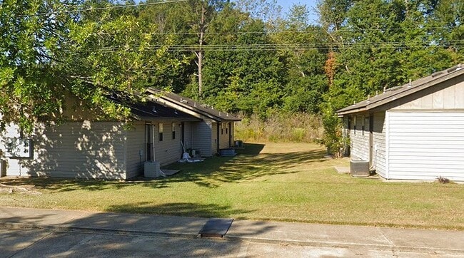 Building Photo - 1925 Community Action Dr