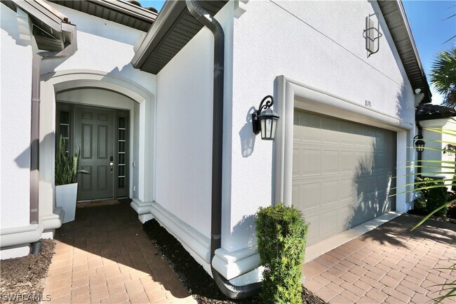 Foto del edificio - 8191 Lucello Ter S