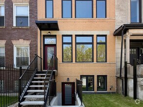 Building Photo - 507 E 60th St