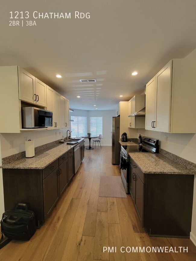 Building Photo - 1213 Chatham Ridge