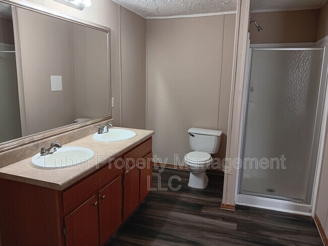 Foto del edificio - 41 Virginia Ave