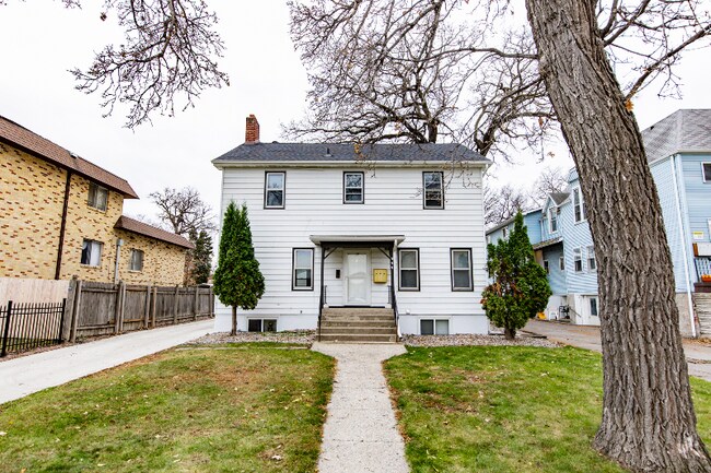 Foto del edificio - 344 6th Ave S