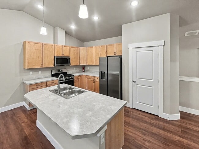 Building Photo - 20110 Eagles Nest Ct