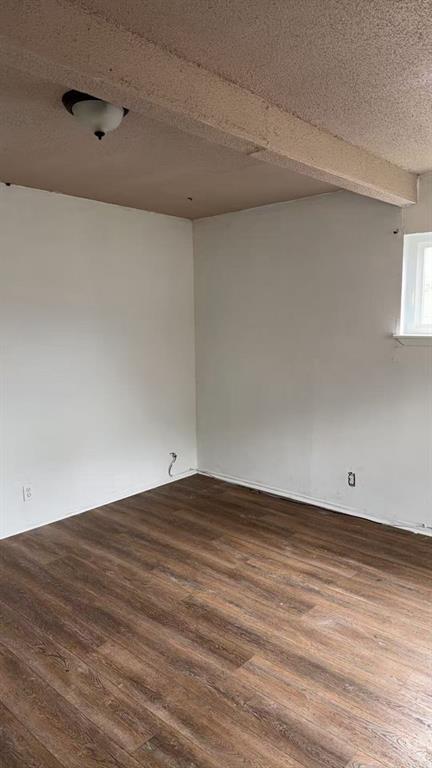 Building Photo - 1006 N Meadows Dr