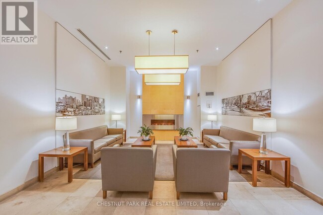 Building Photo - 168 King St E