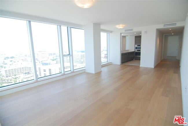 Building Photo - 889 Francisco St