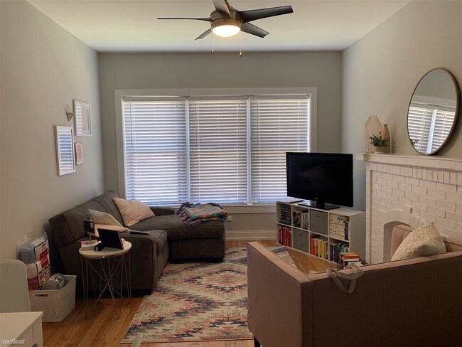 Building Photo - 1 br, 1 bath  - 4619 N Ashland Ave