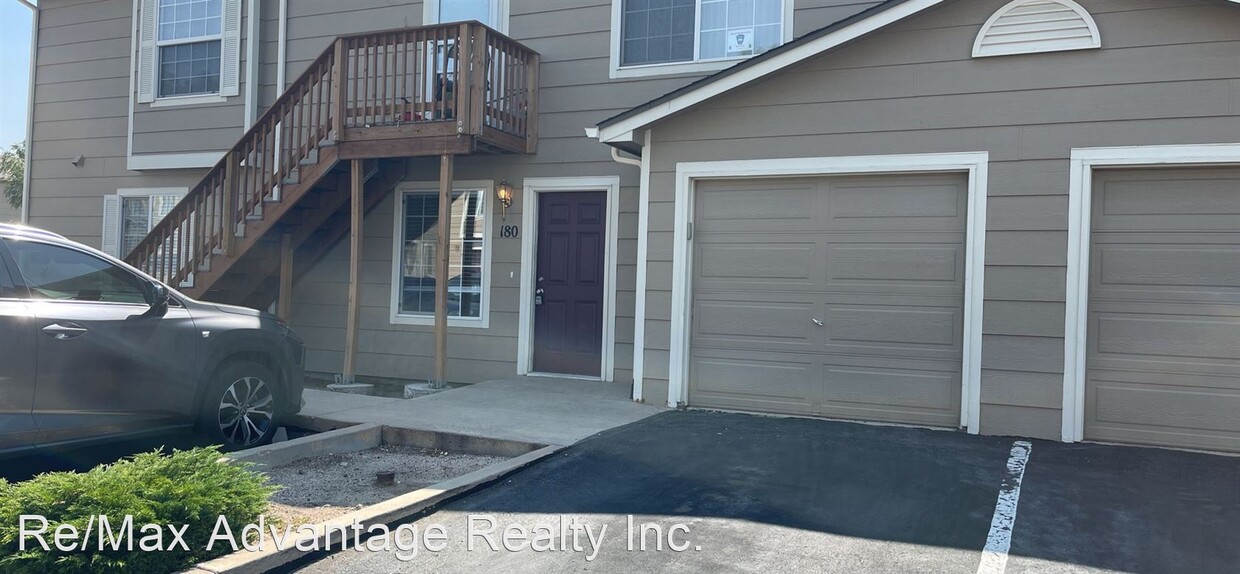 Primary Photo - 3 br, 2 bath House - 180 Ellers Grove