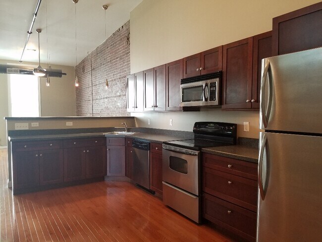 Foto del edificio - 120 N 3rd St