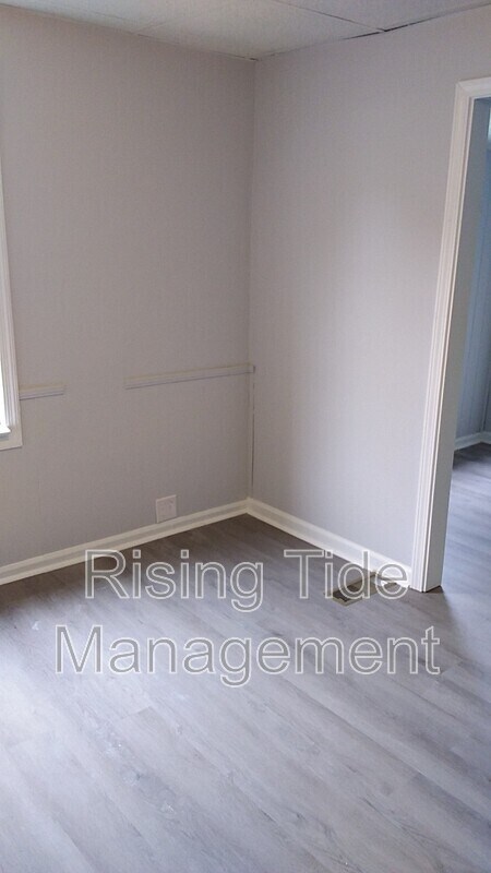 Foto del edificio - 2529 Circle Dr