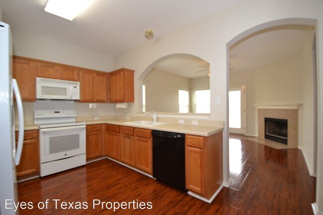 Foto del edificio - 3 br, 2 bath House - 112 Brown Street